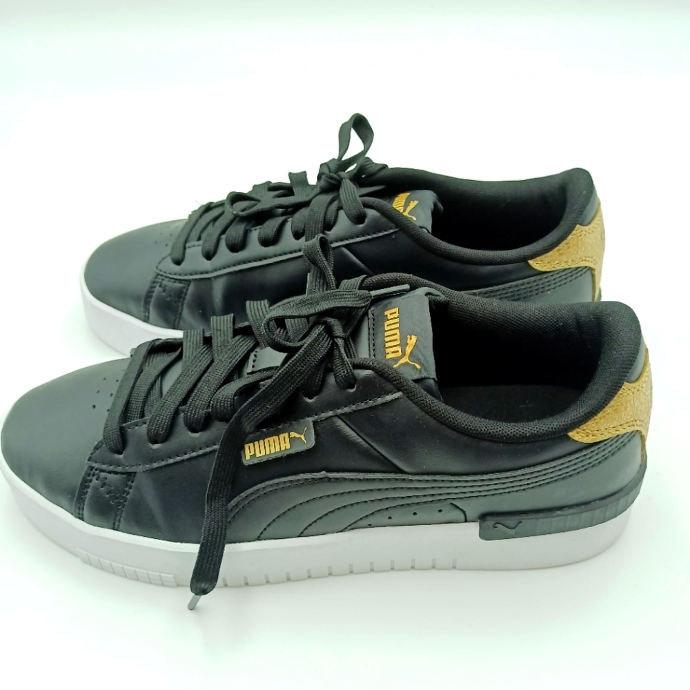 NWOT Womens Puma Jada Distressed Black 387621-01 Sneakers in Size 10